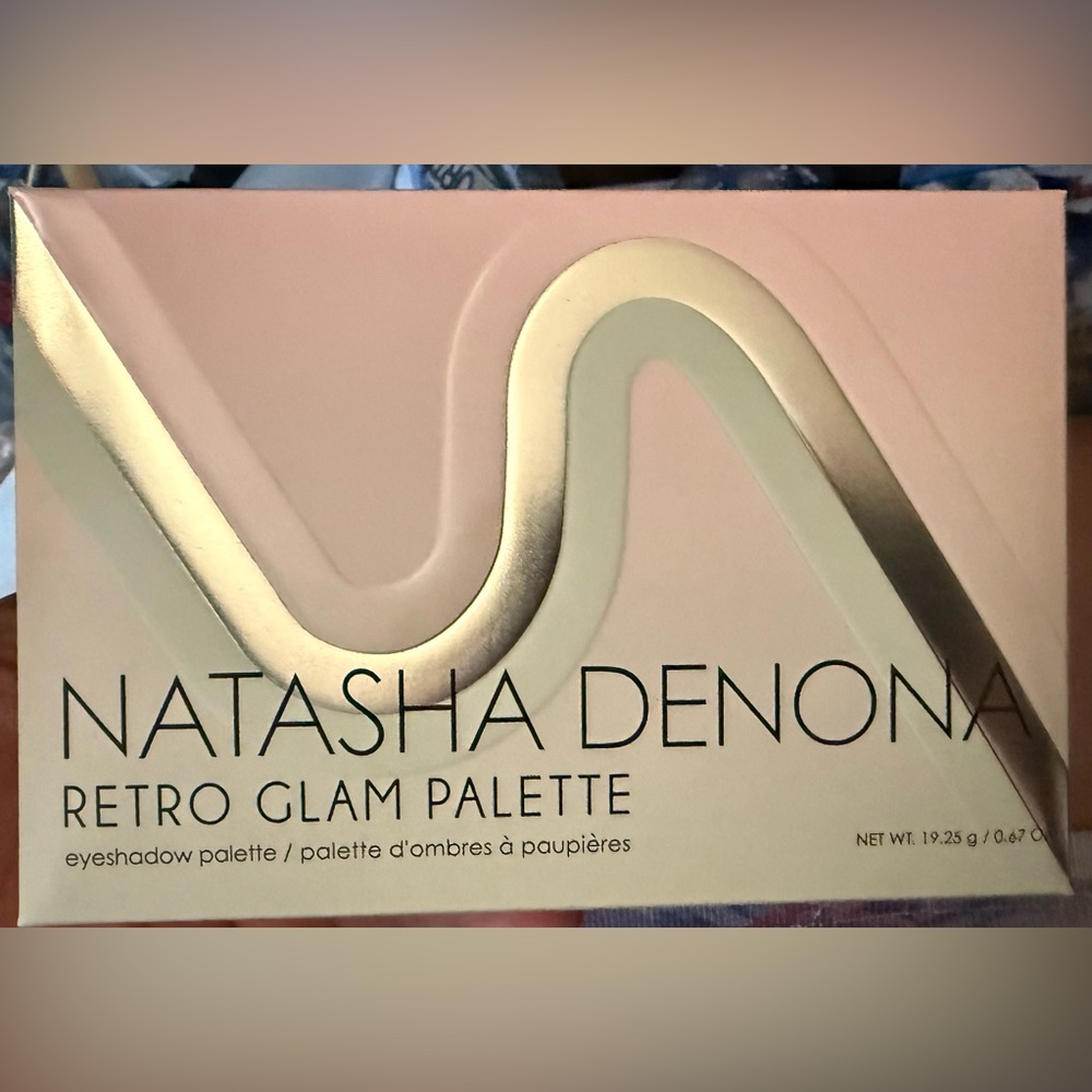 Natasha Denona Retro Glam Palette - Elegant Gold and Cream